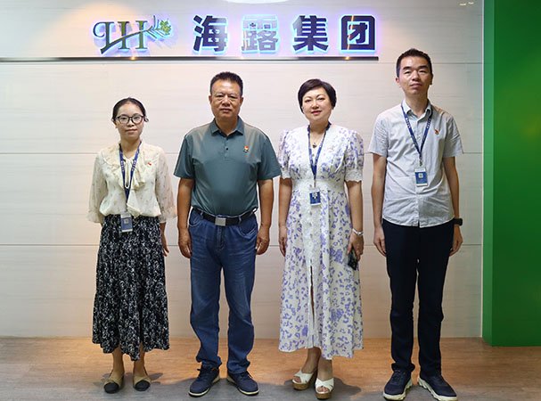 市社工部党建事情指导员到企对接党建事情